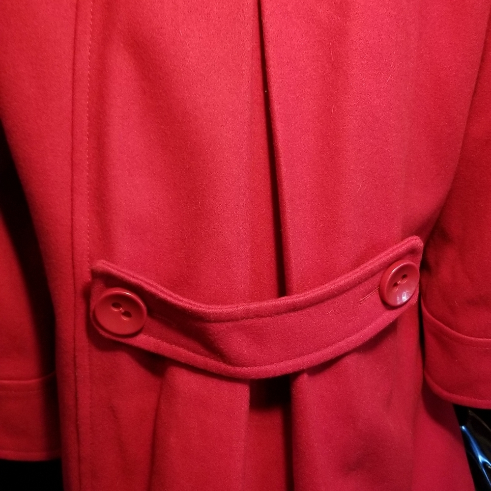 Retro Inspired Red Wool Coat VS Large